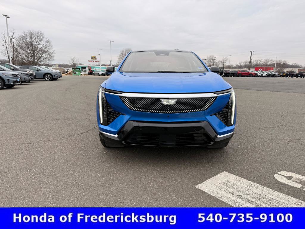 Used 2025 Cadillac Optiq Luxury 1 AWD/4WD image 9