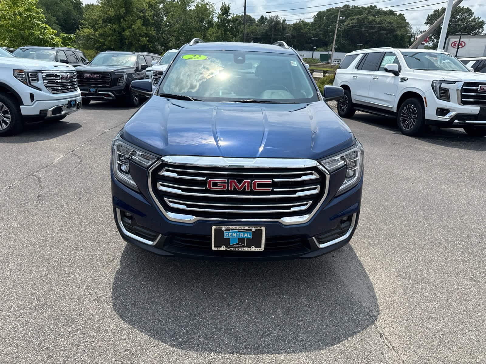Certified 2022 GMC Terrain SLT AWD/4WD image 8