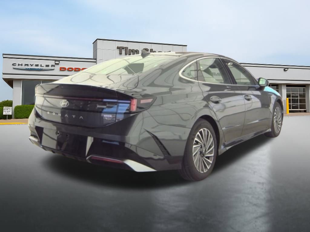 Used 2025 Hyundai Sonata SEL image 3