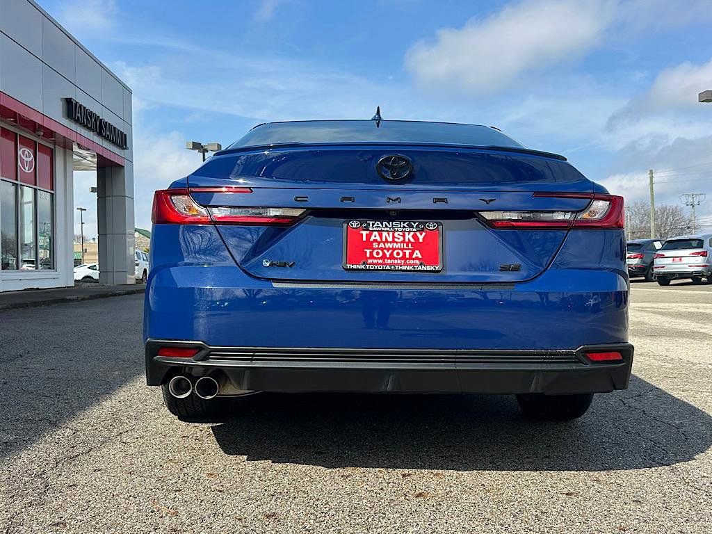 Certified 2025 Toyota Camry SE w/ Convenience Package image 4
