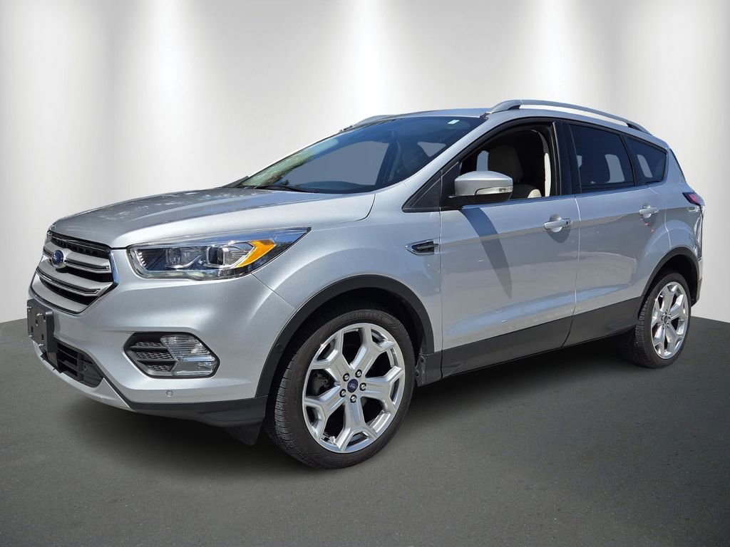 Used 2018 Ford Escape Titanium w/ Ford Safe & Smart Package image 3