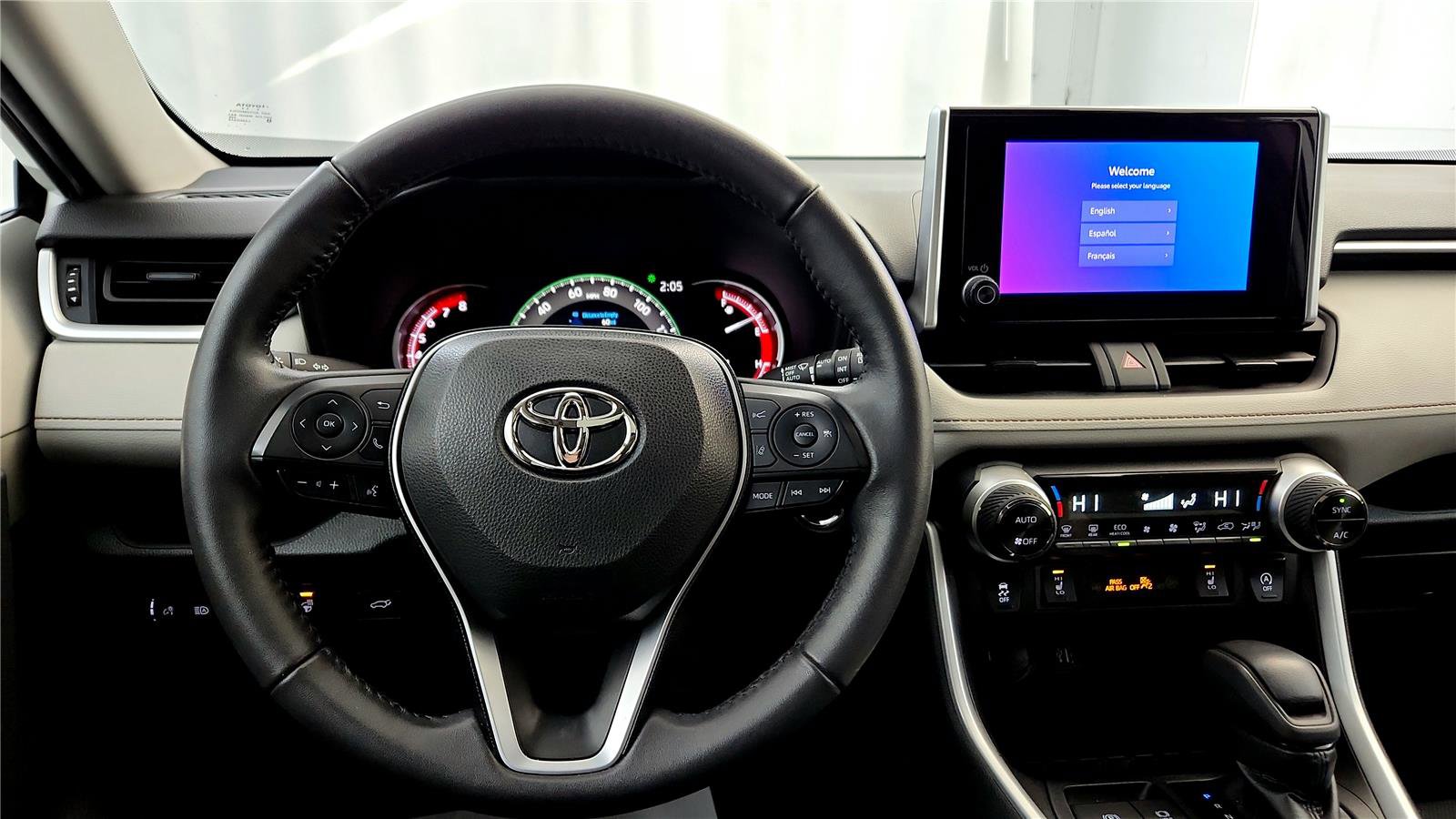 Certified 2023 Toyota RAV4 XLE image 40