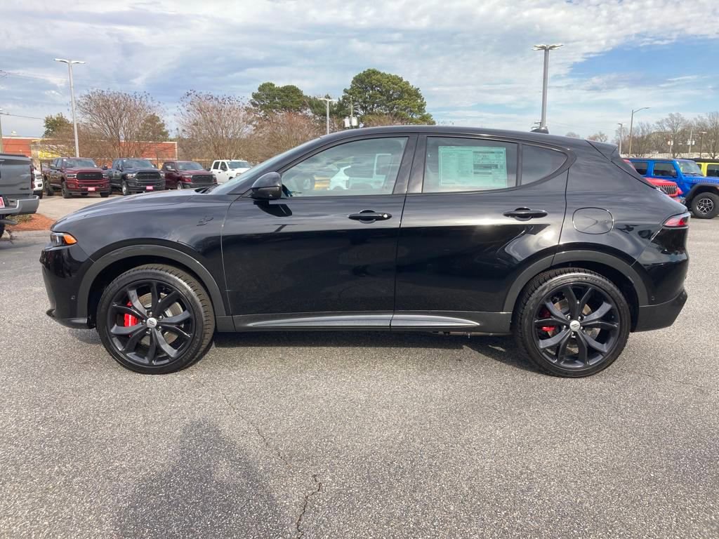 New 2024 Dodge Hornet R/T Plus image 2