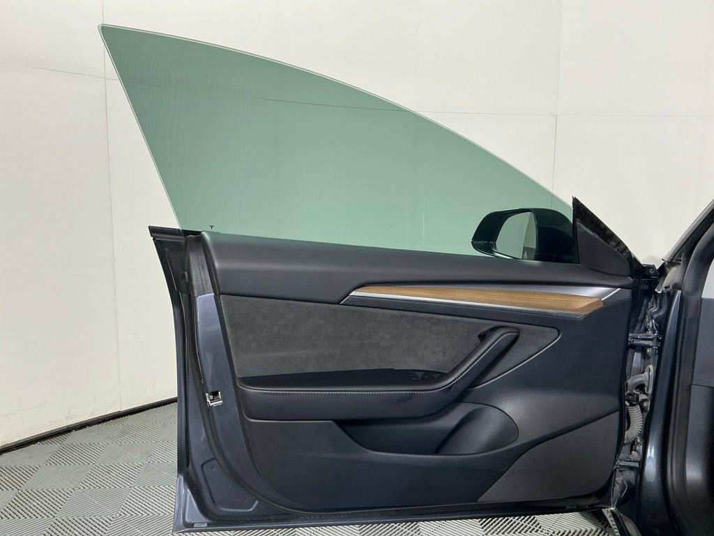 Used 2022 Tesla Model 3 Performance AWD/4WD image 16
