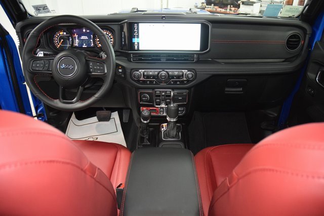 Used 2024 Jeep Wrangler Unlimited Rubicon 392 image 31