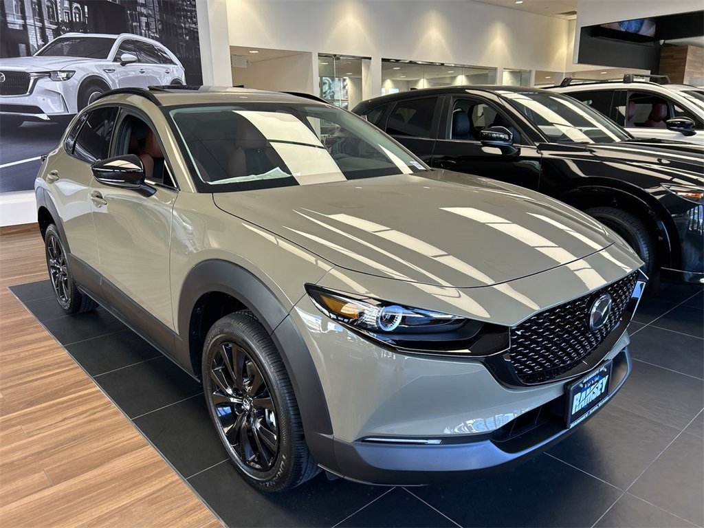 New 2025 MAZDA CX-30 Carbon image 2