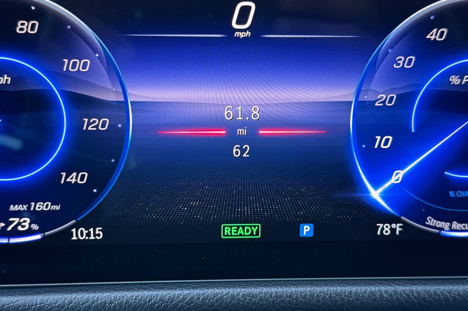 Used 2024 Mercedes-Benz EQB 300 4MATIC image 35