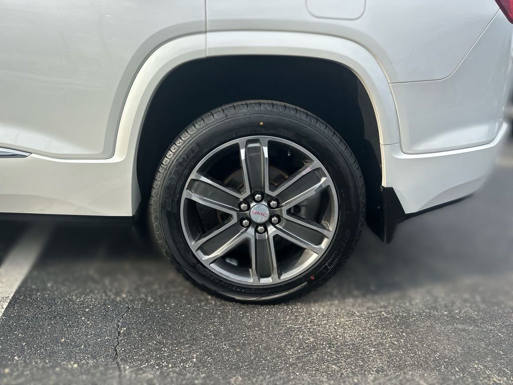 Used 2017 GMC Acadia Denali w/ Technology Package image 18