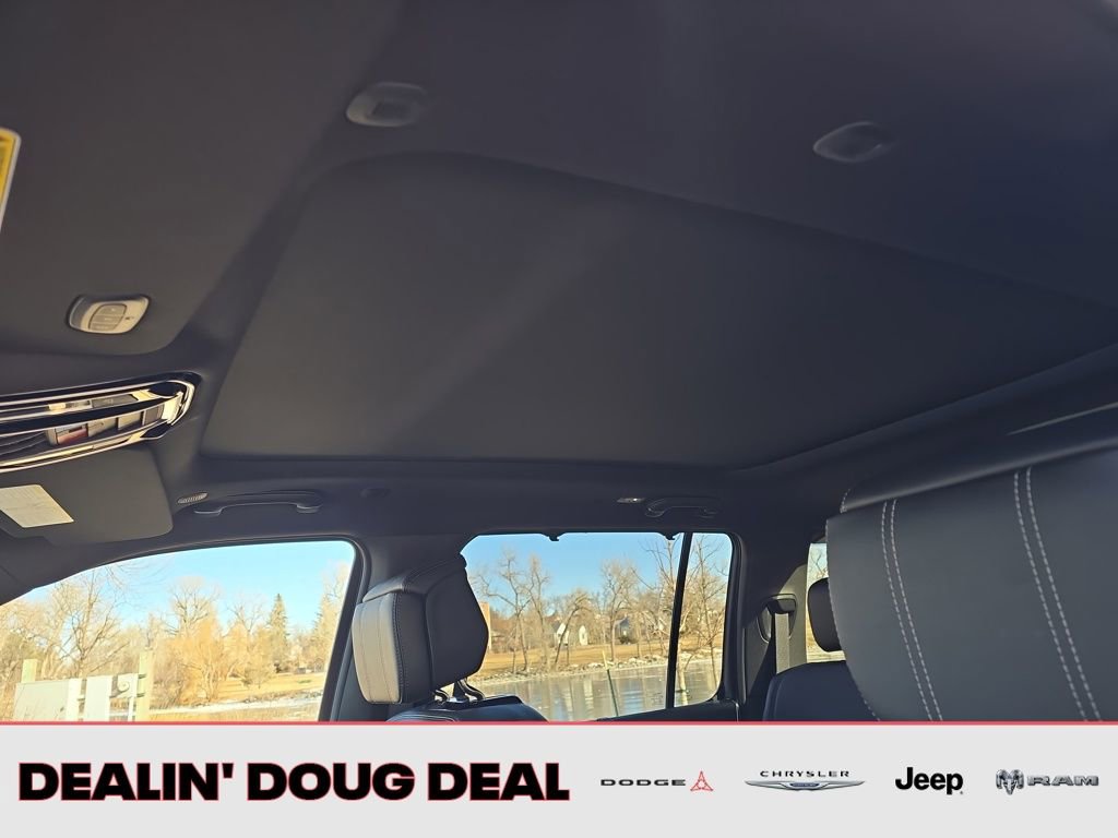 New 2026 Jeep Grand Wagoneer L Summit w/ Premium Group III image 21