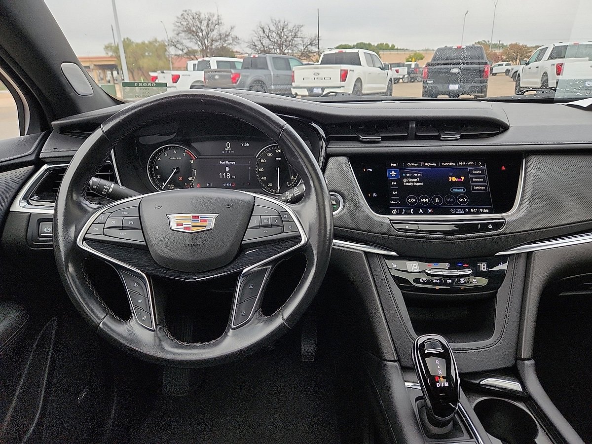 Used 2023 Cadillac XT5 Premium Luxury image 6