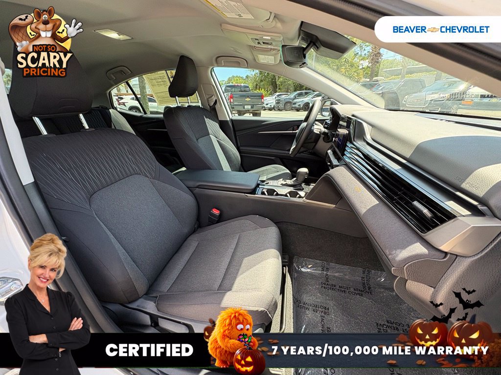 Used 2025 Toyota Camry LE FWD image 25