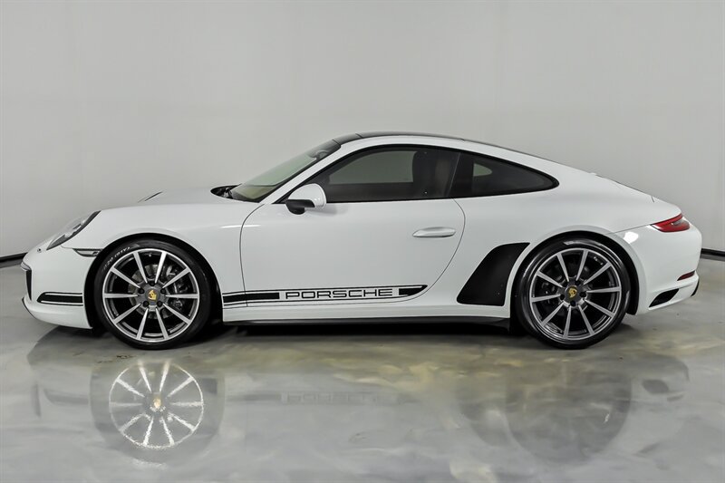 Used 2017 Porsche 911 Carrera 4 AWD/4WD image 7