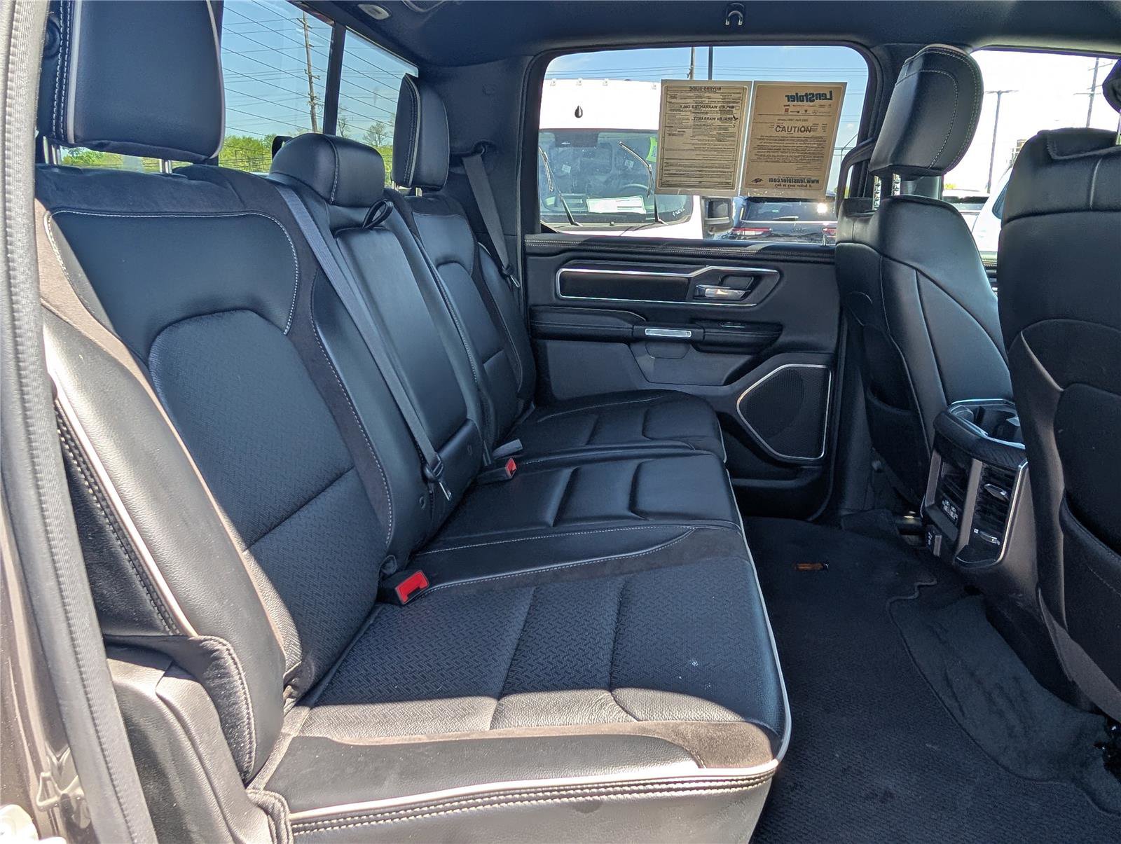 Used 2023 RAM 1500 Laramie AWD/4WD image 13