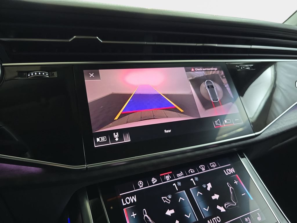 Used 2019 Audi Q8 Prestige AWD/4WD image 24