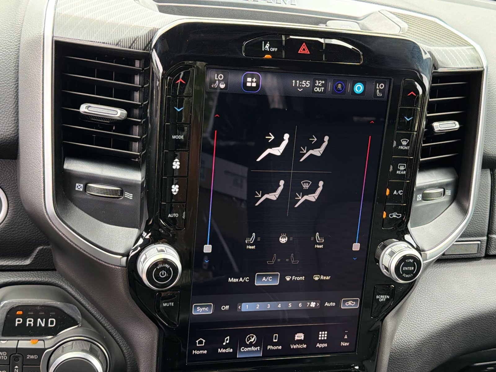 New 2026 RAM 1500 Big Horn AWD/4WD image 21