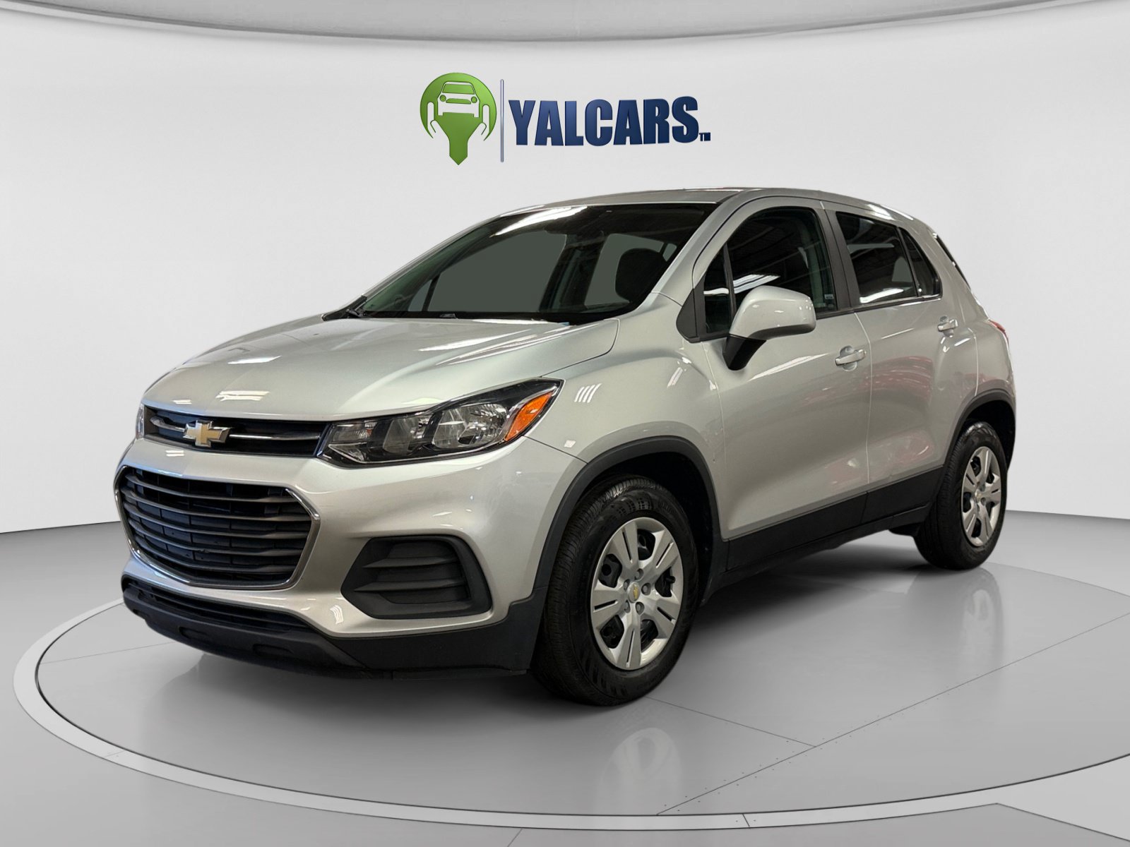 Used 2018 Chevrolet Trax LS FWD image 1