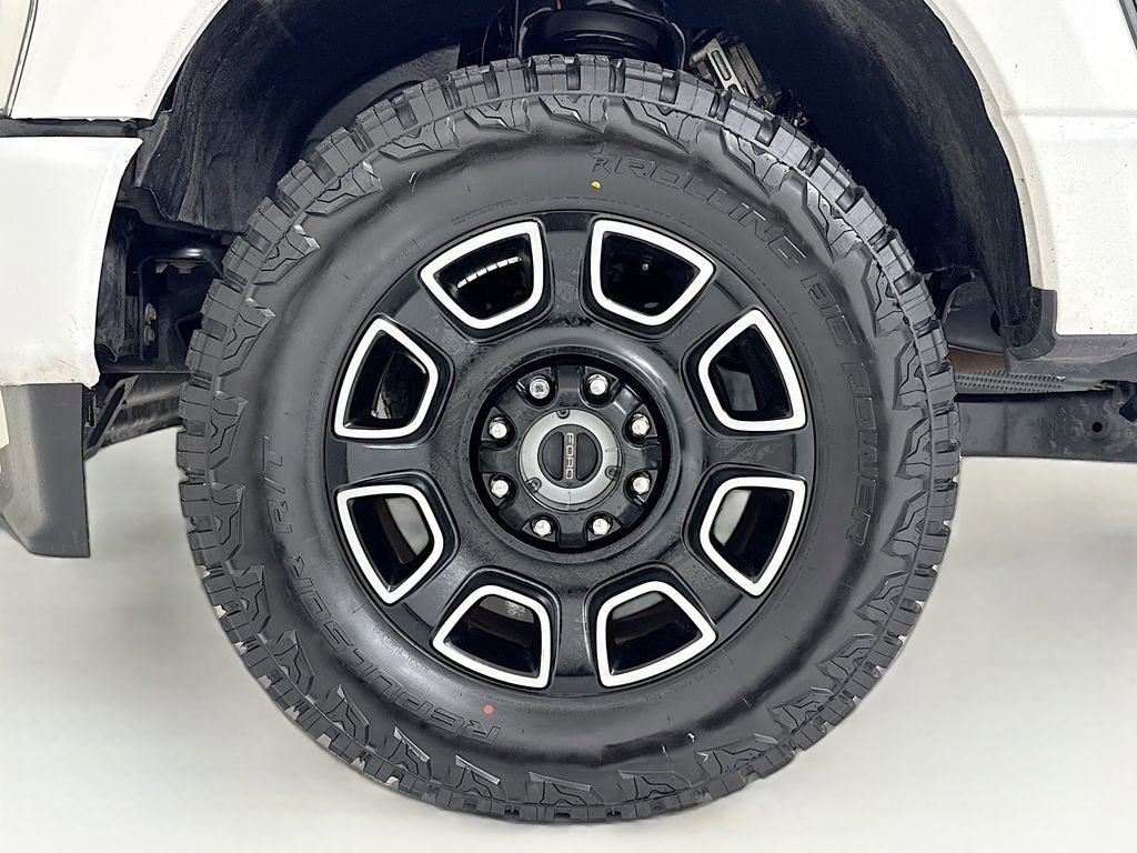 Used 2024 Ford F350 Platinum image 26