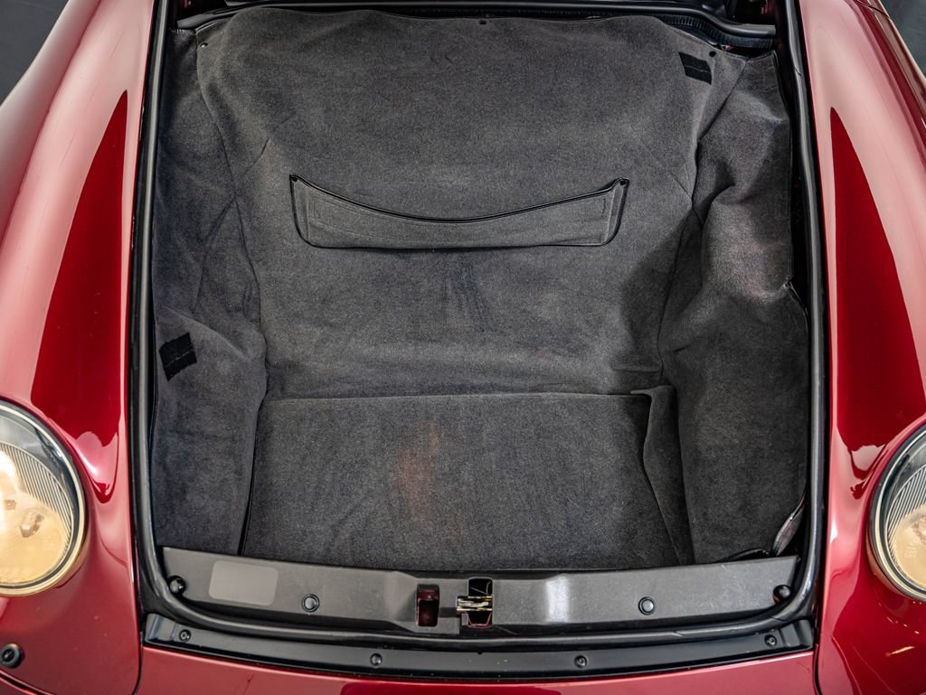 Used 1998 Porsche 911 Carrera RWD image 54