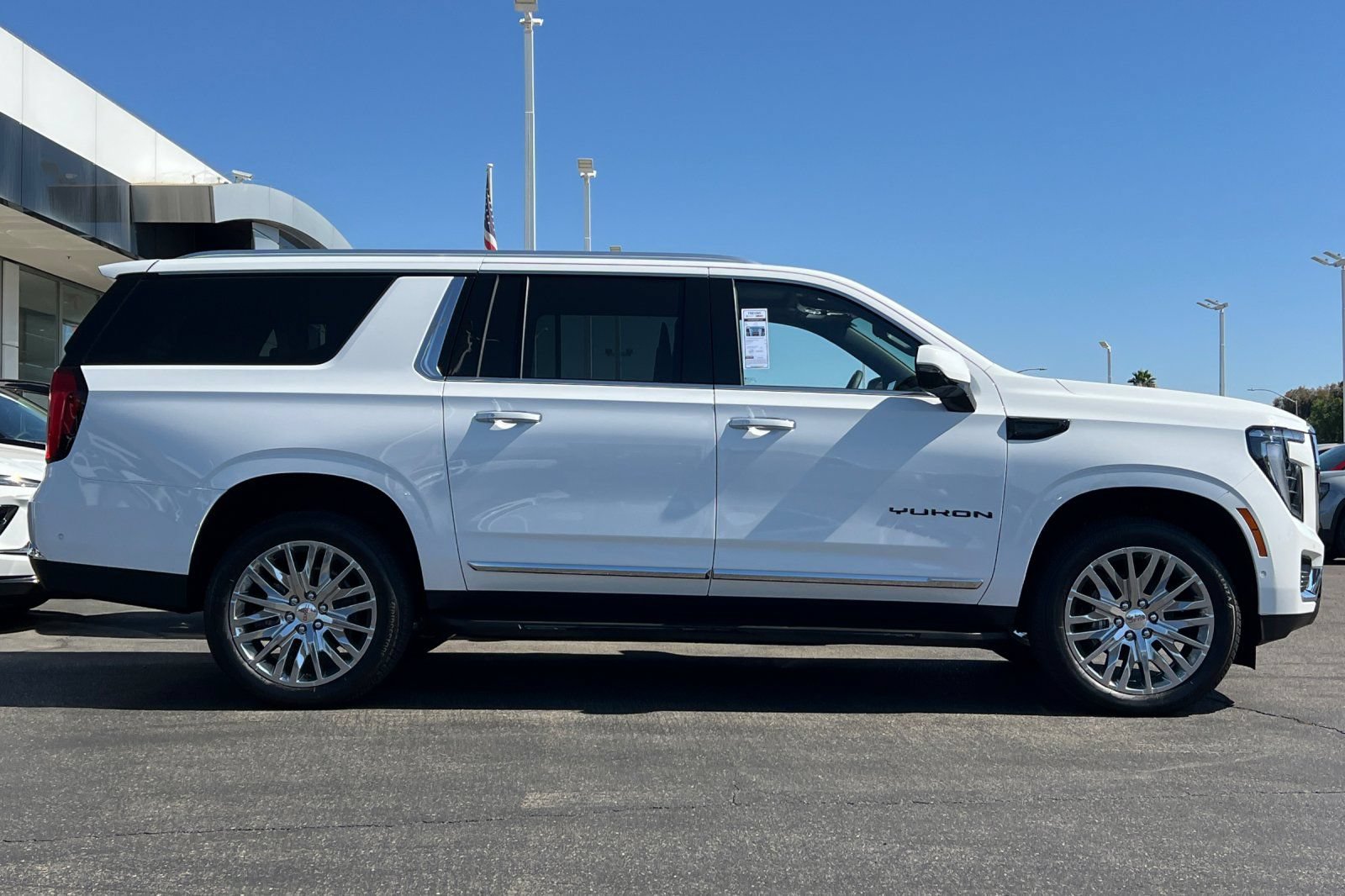 New 2026 GMC Yukon XL Elevation w/ Elevation Premium Package AWD/4WD image 3