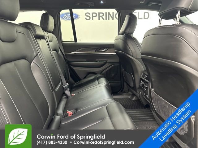 Used 2025 Jeep Grand Cherokee Limited w/ Trailer Tow Package image 13