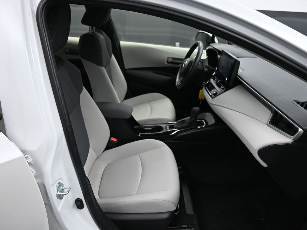 Certified 2022 Toyota Corolla LE FWD image 24