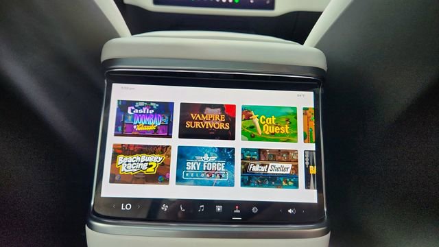 Used 2025 Tesla Model S Plaid image 48