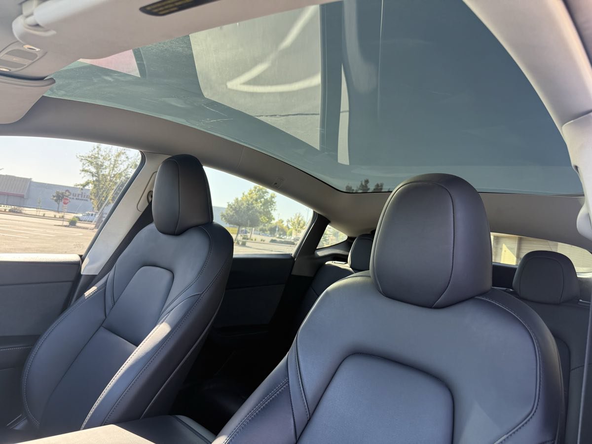 Used 2024 Tesla Model Y Long Range RWD image 13