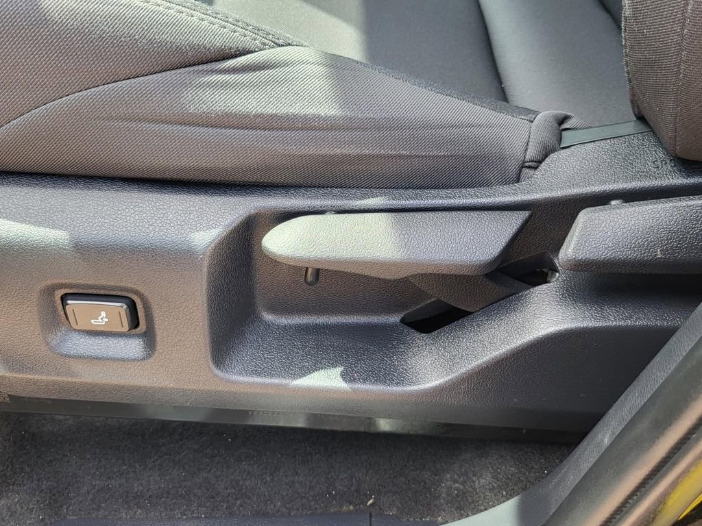 Used 2024 Toyota Tacoma SR5 image 17