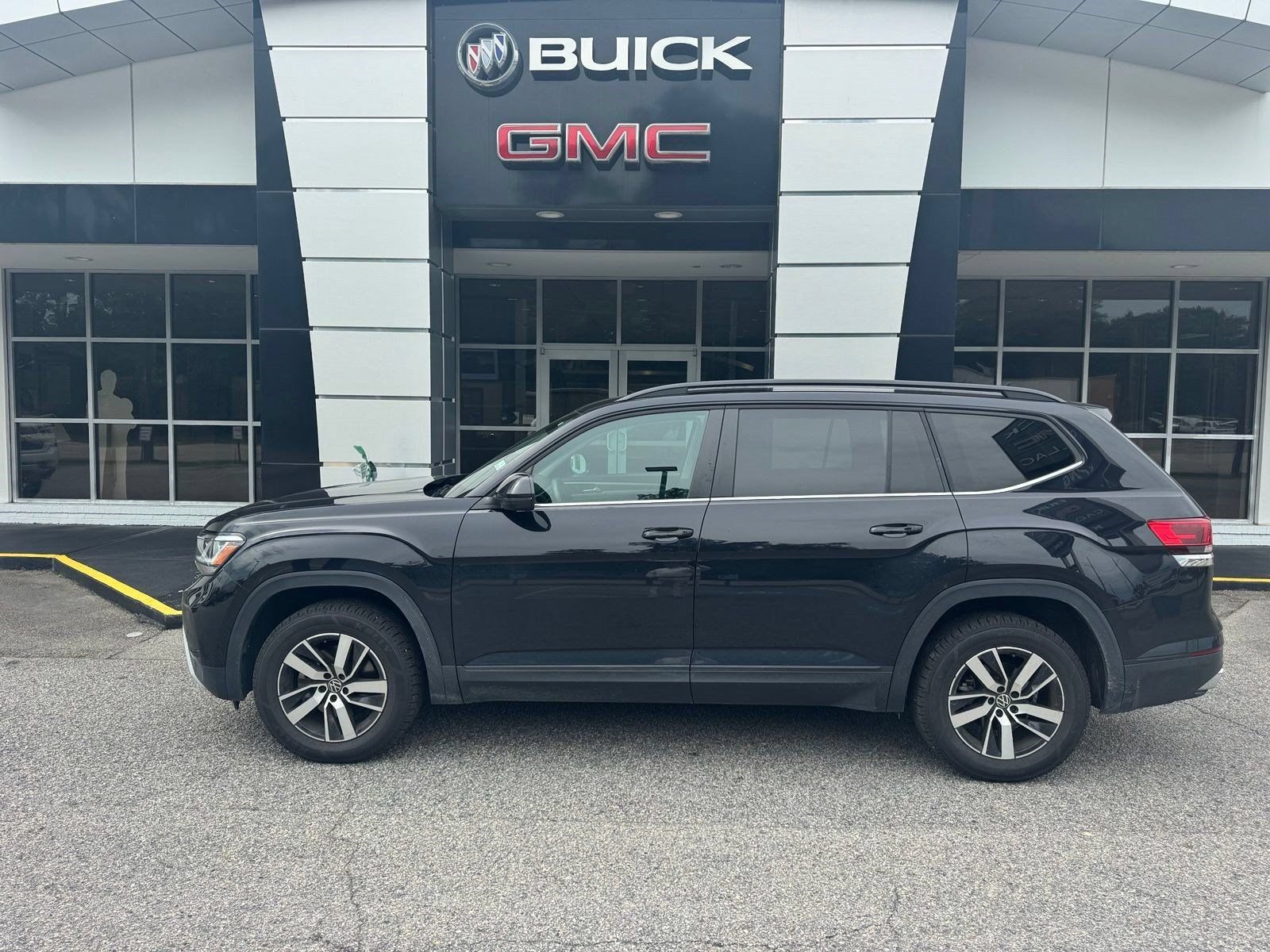 Used 2022 Volkswagen Atlas SE AWD/4WD image 3