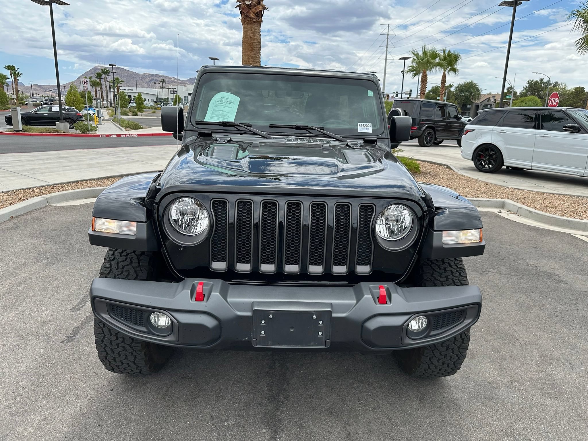 Used 2023 Jeep Wrangler Unlimited Rubicon w/ Cold Weather Group AWD/4WD image 8