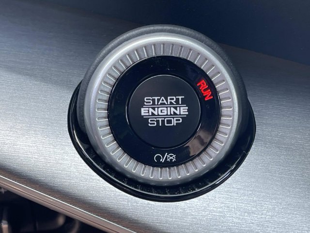 New 2026 Jeep Grand Wagoneer L Limited AWD/4WD image 32