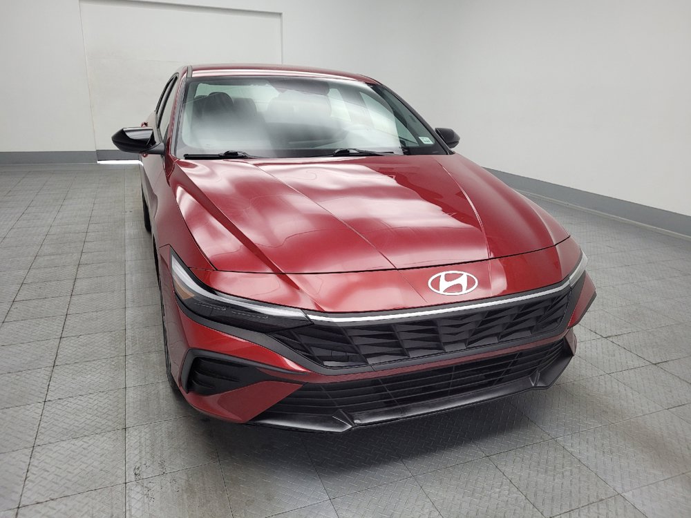 Used 2025 Hyundai Elantra Sport FWD image 14