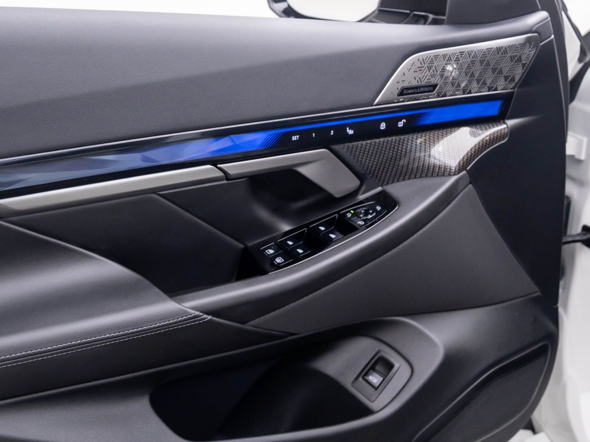 Used 2026 BMW M5 w/ Carbon Package image 26