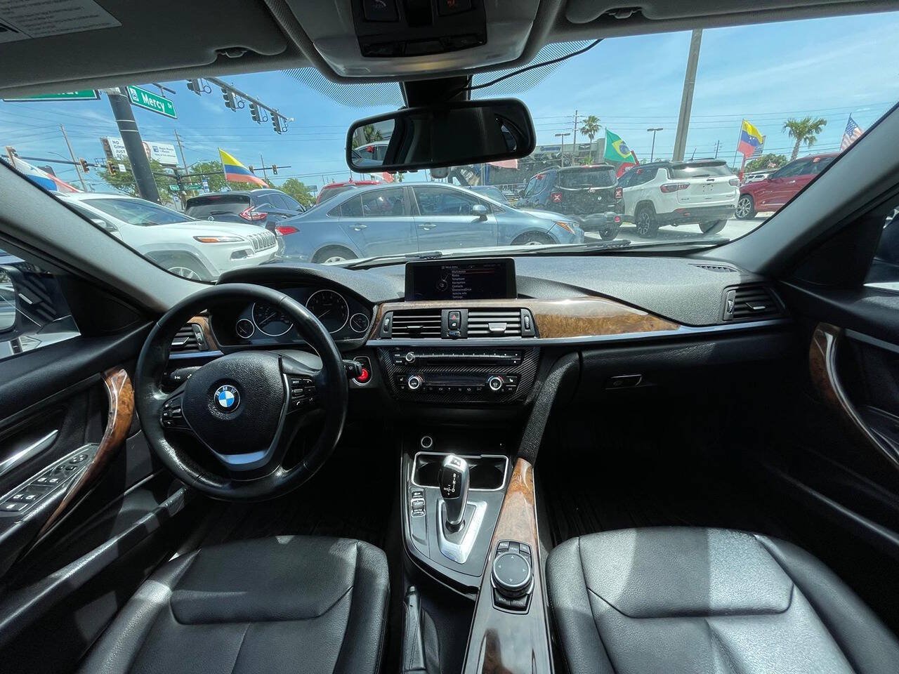 Used 2015 BMW 328i xDrive Sedan AWD/4WD image 8