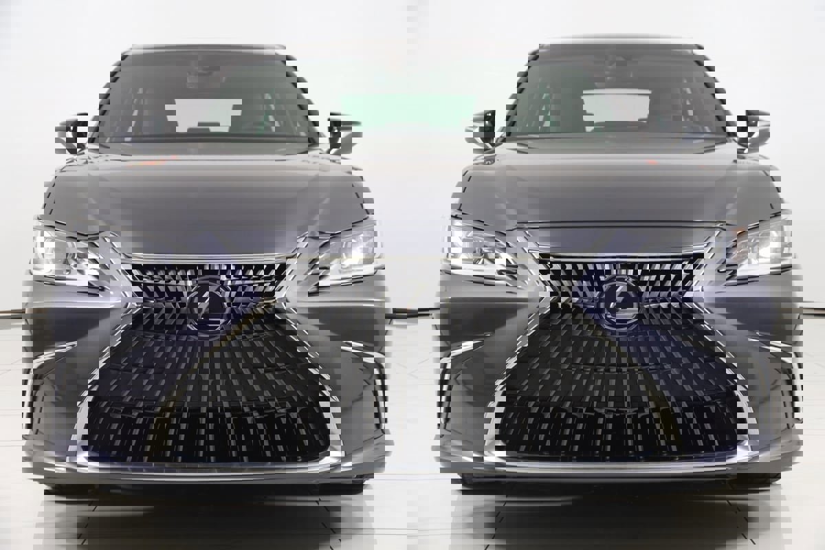 Used 2023 Lexus ES 350 image 46