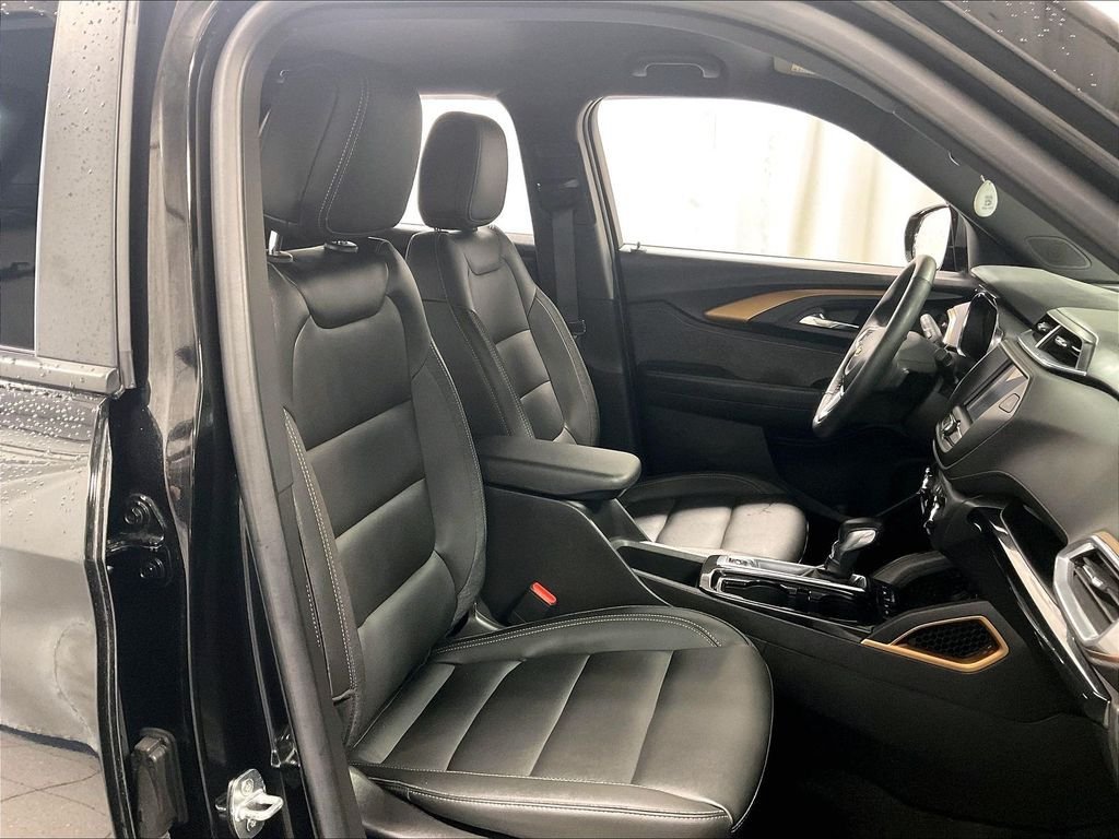 Used 2023 Chevrolet TrailBlazer ACTIV AWD/4WD image 11