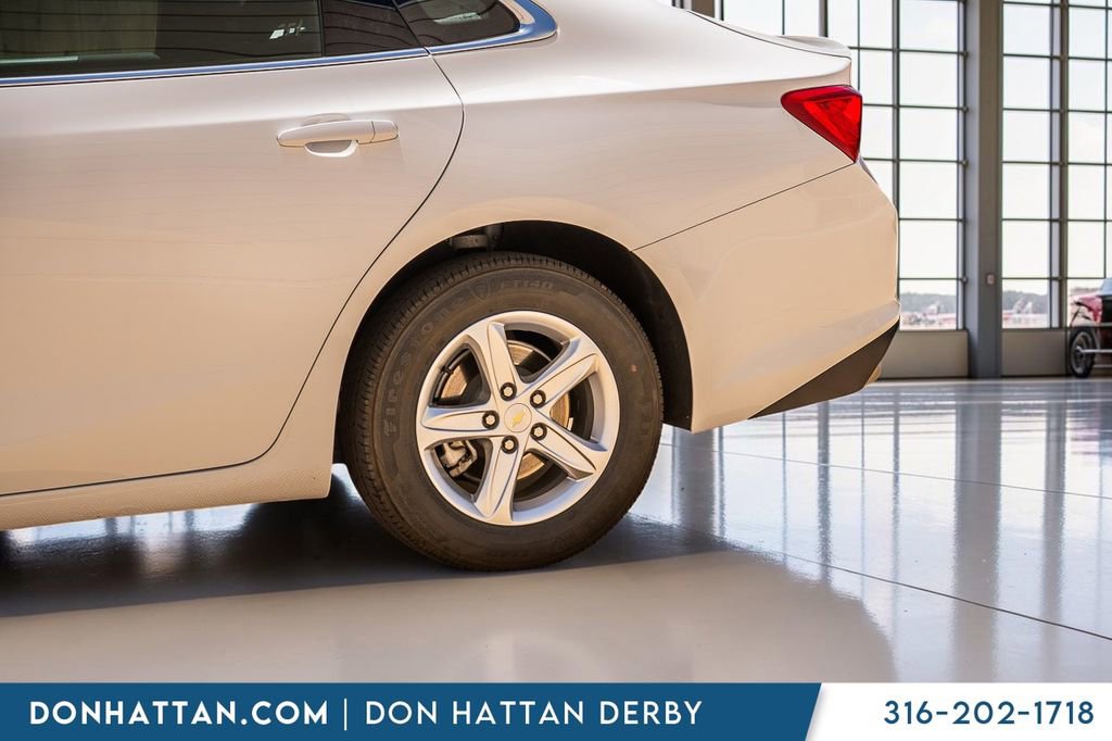 Used 2024 Chevrolet Malibu LT FWD image 38