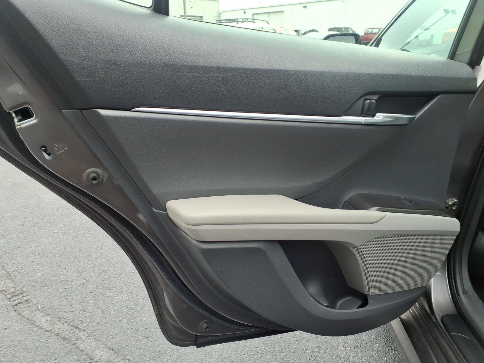 Used 2023 Toyota Camry LE FWD image 13