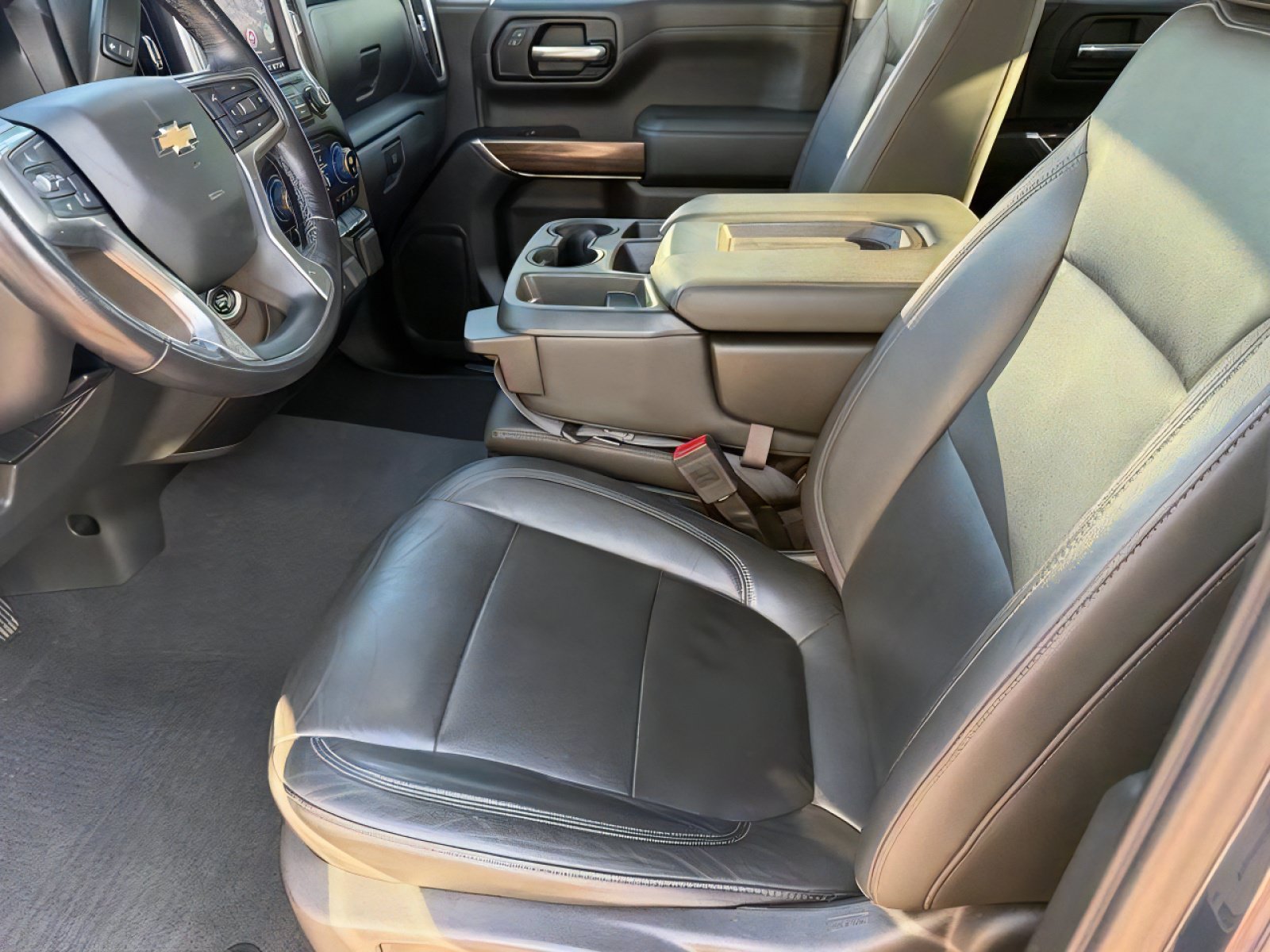 Used 2019 Chevrolet Silverado 1500 LT w/ All-Star Edition AWD/4WD image 19