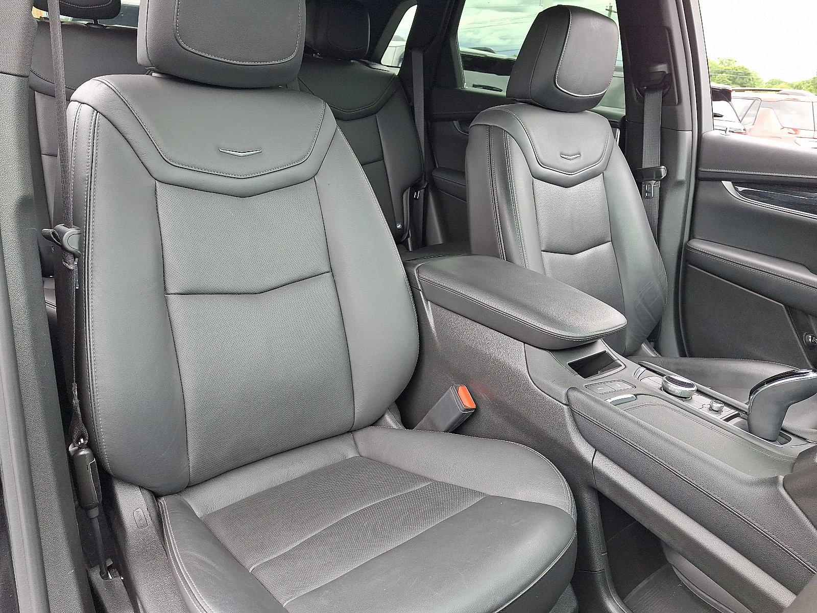 Certified 2023 Cadillac XT5 Premium Luxury AWD/4WD image 19