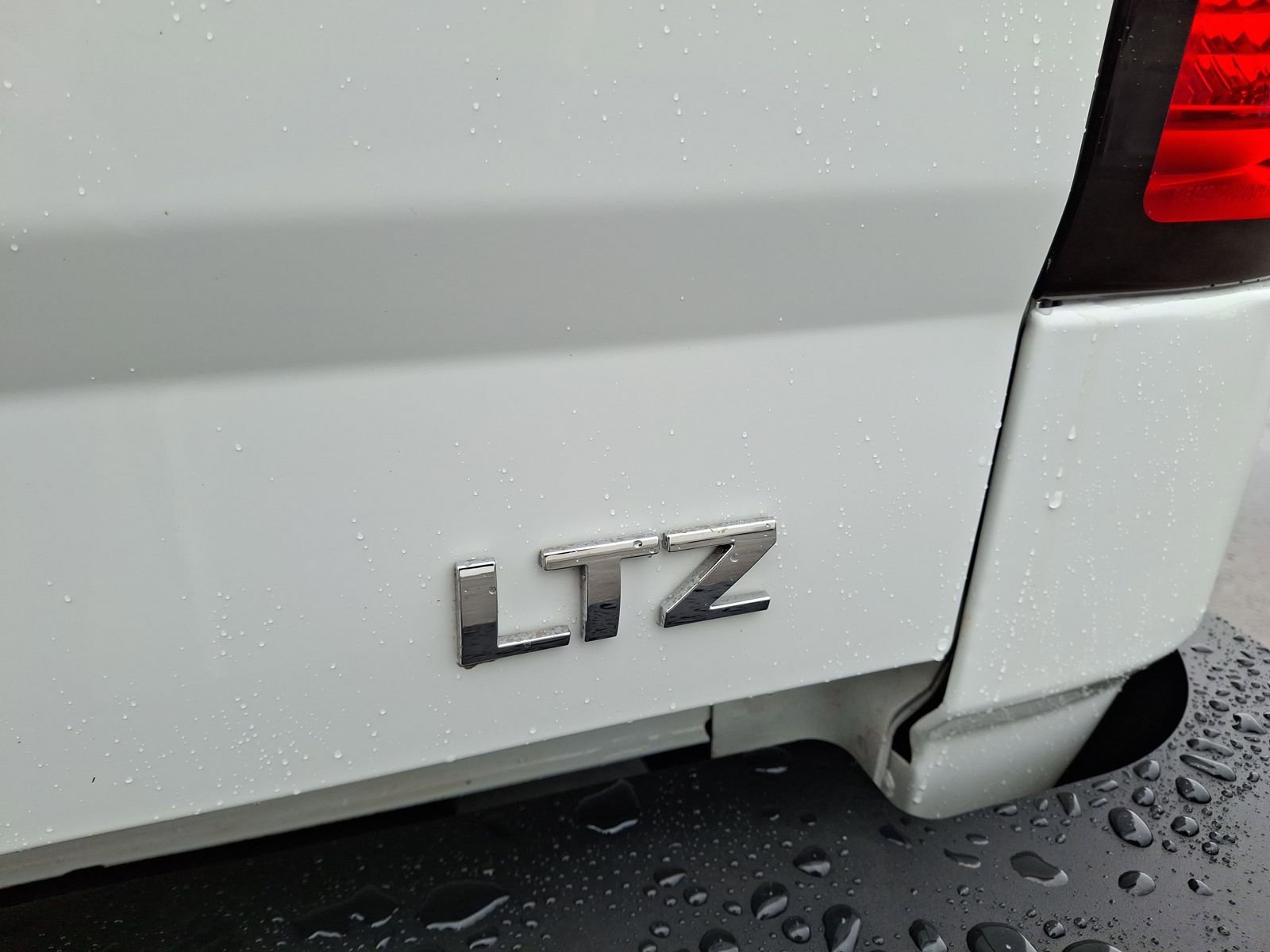 Used 2017 Chevrolet Silverado 2500 LTZ w/ Duramax Plus Package image 31