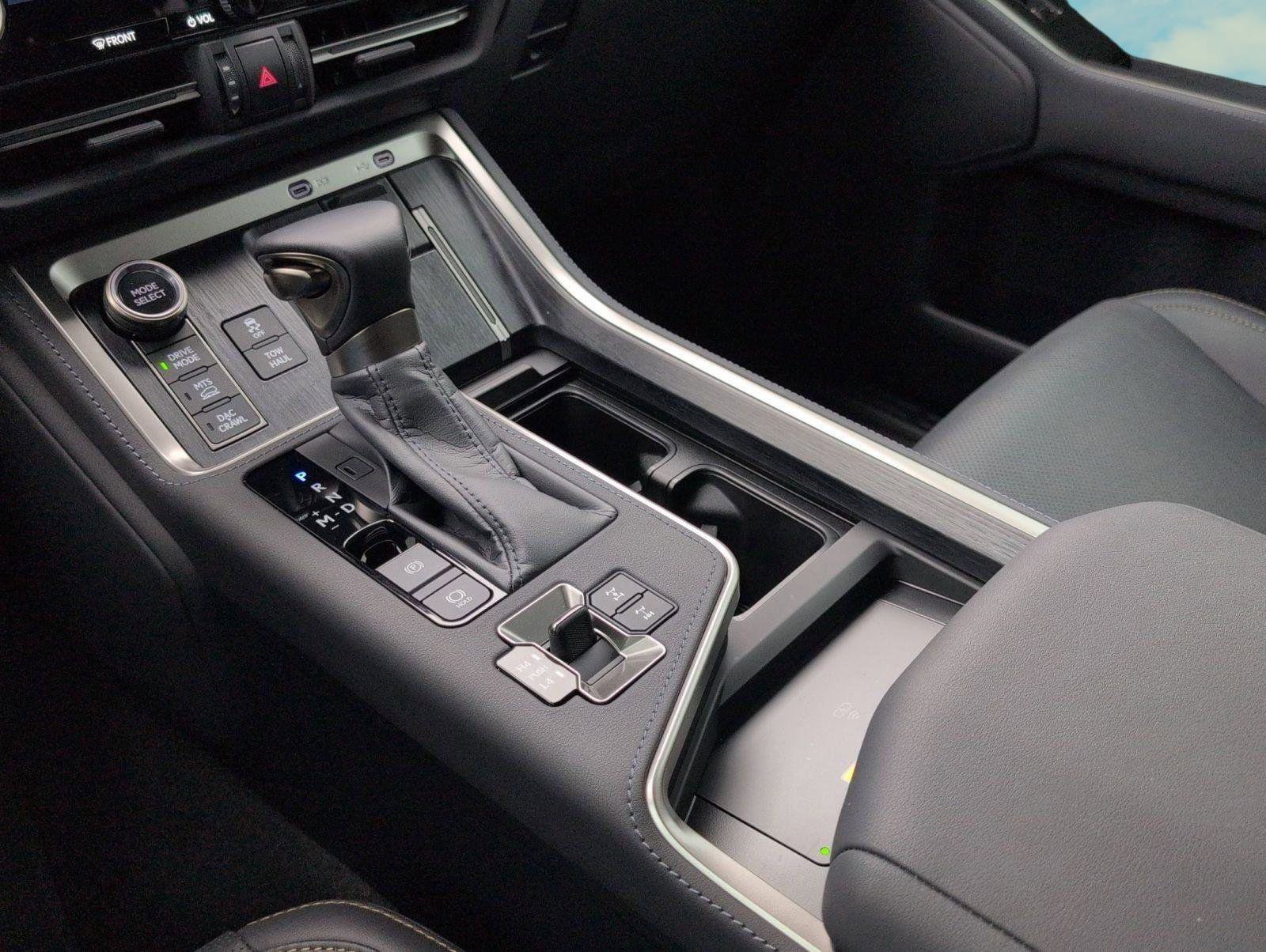 Certified 2025 Lexus GX 550 image 19