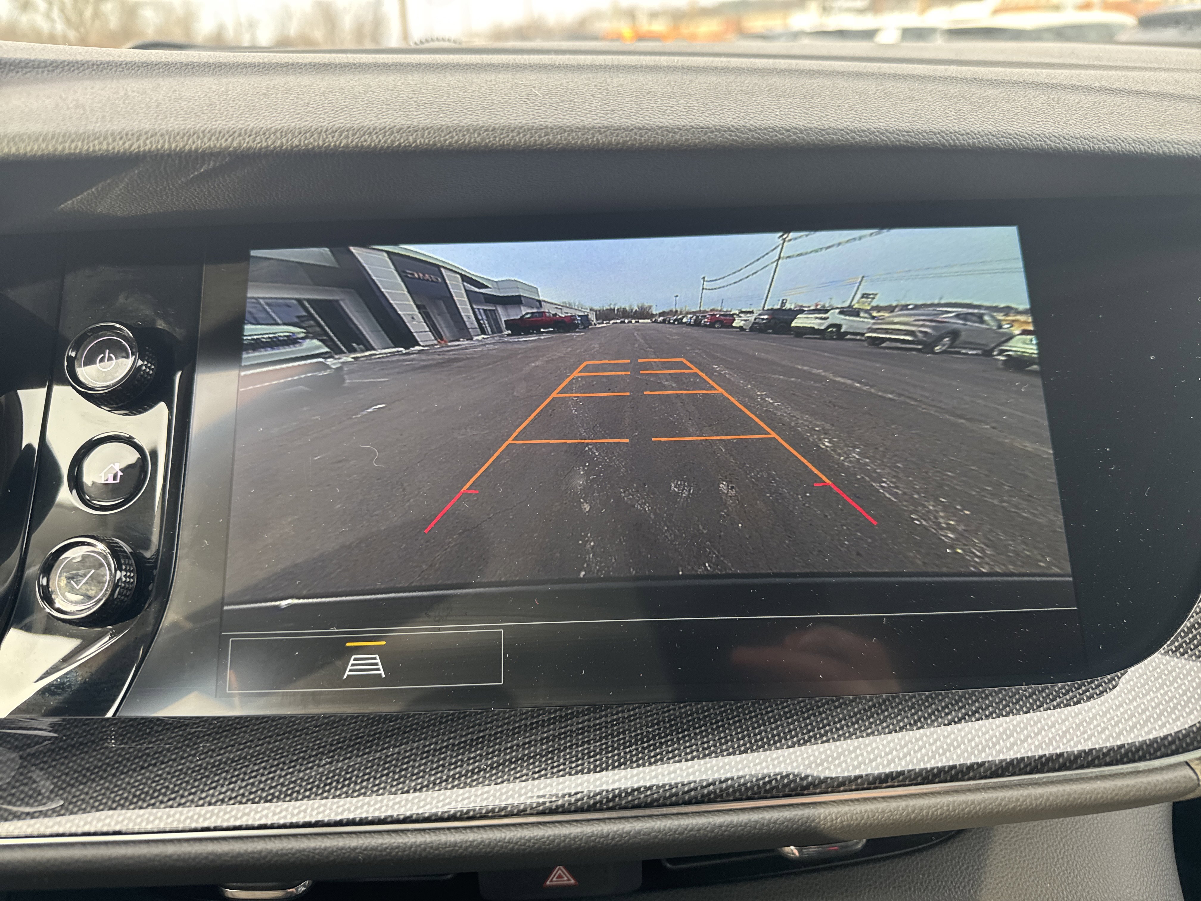 Used 2023 Buick Envision Essence image 26