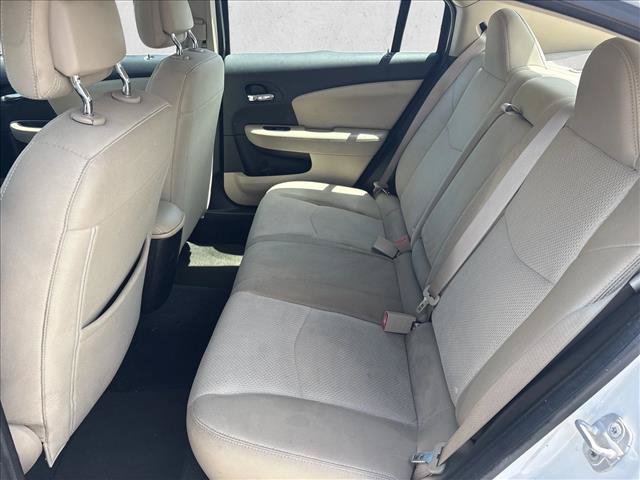 Used 2014 Chrysler 200 Touring FWD image 15