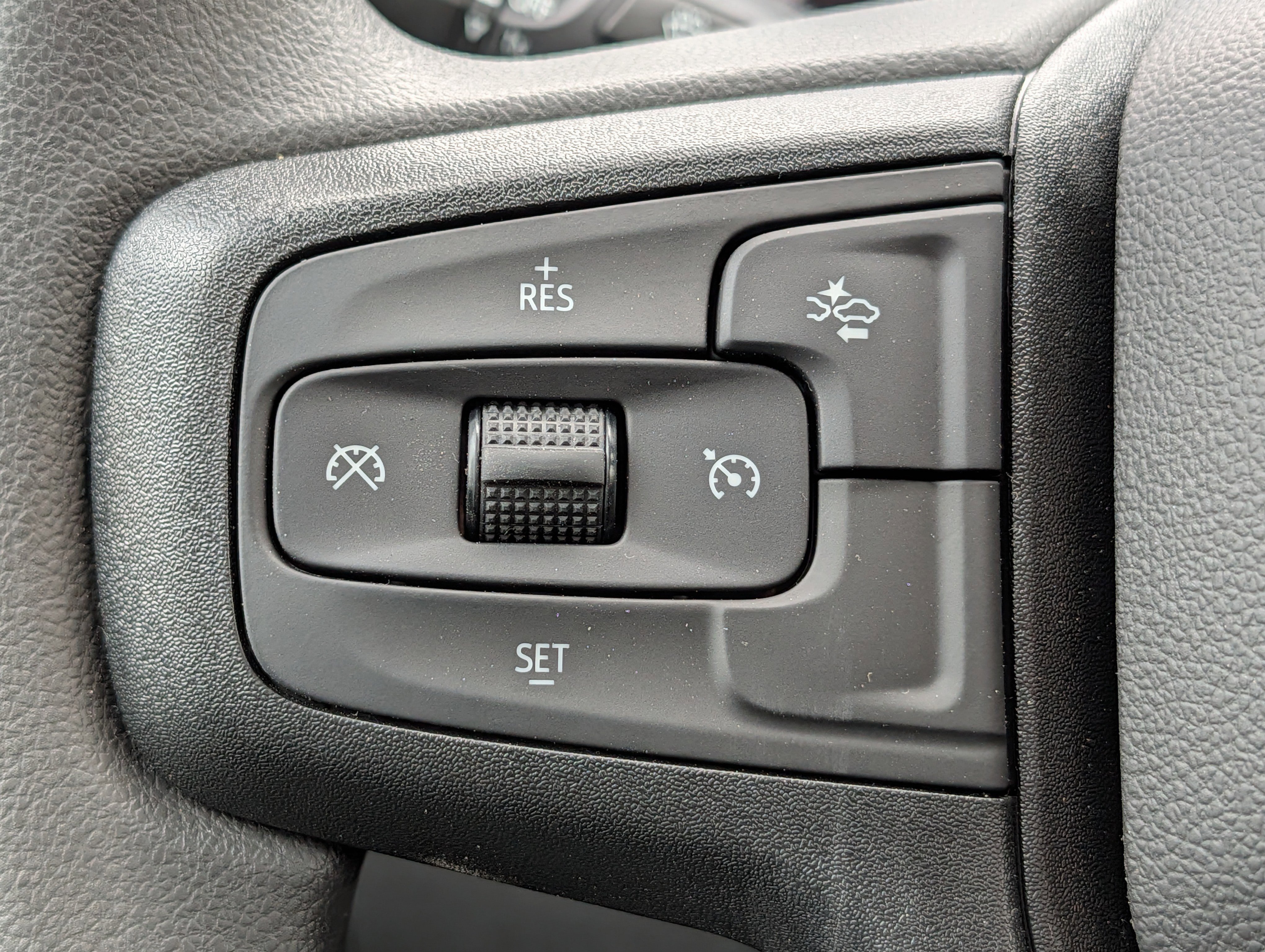 New 2026 Chevrolet Silverado 1500 Custom w/ Turbomax Blackout Package AWD/4WD image 17