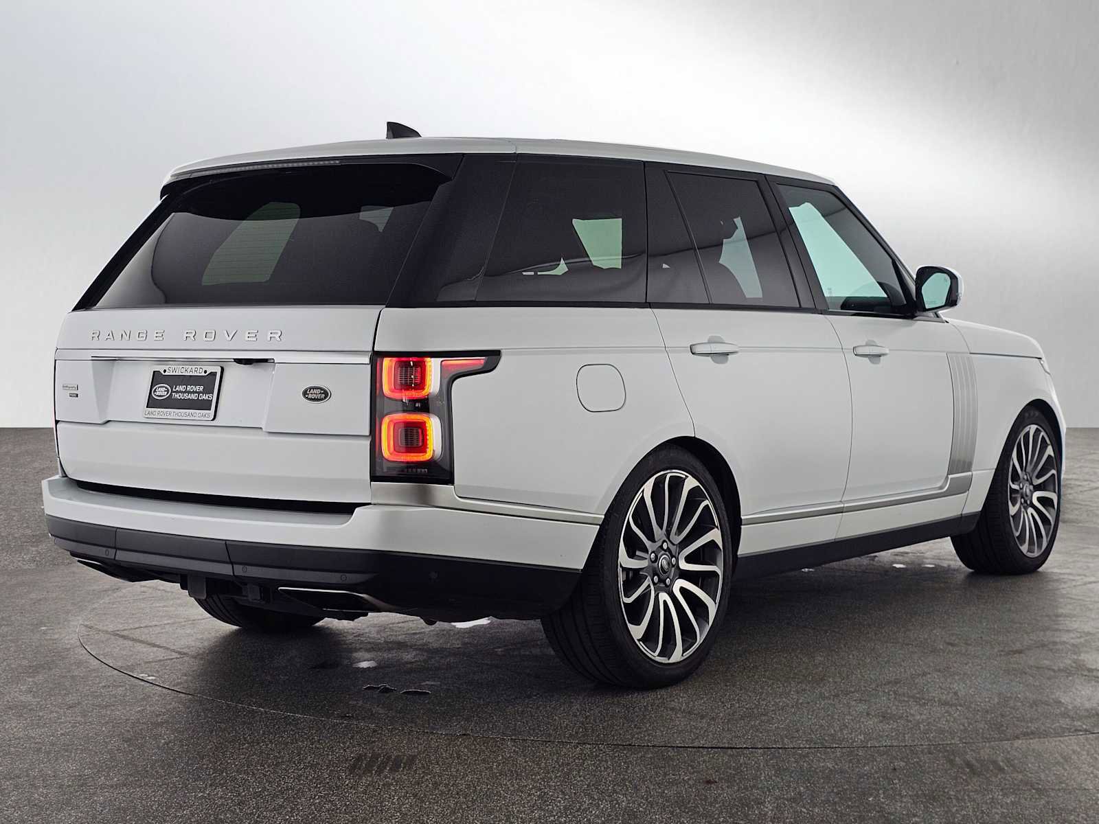 Used 2020 Land Rover Range Rover Autobiography image 5