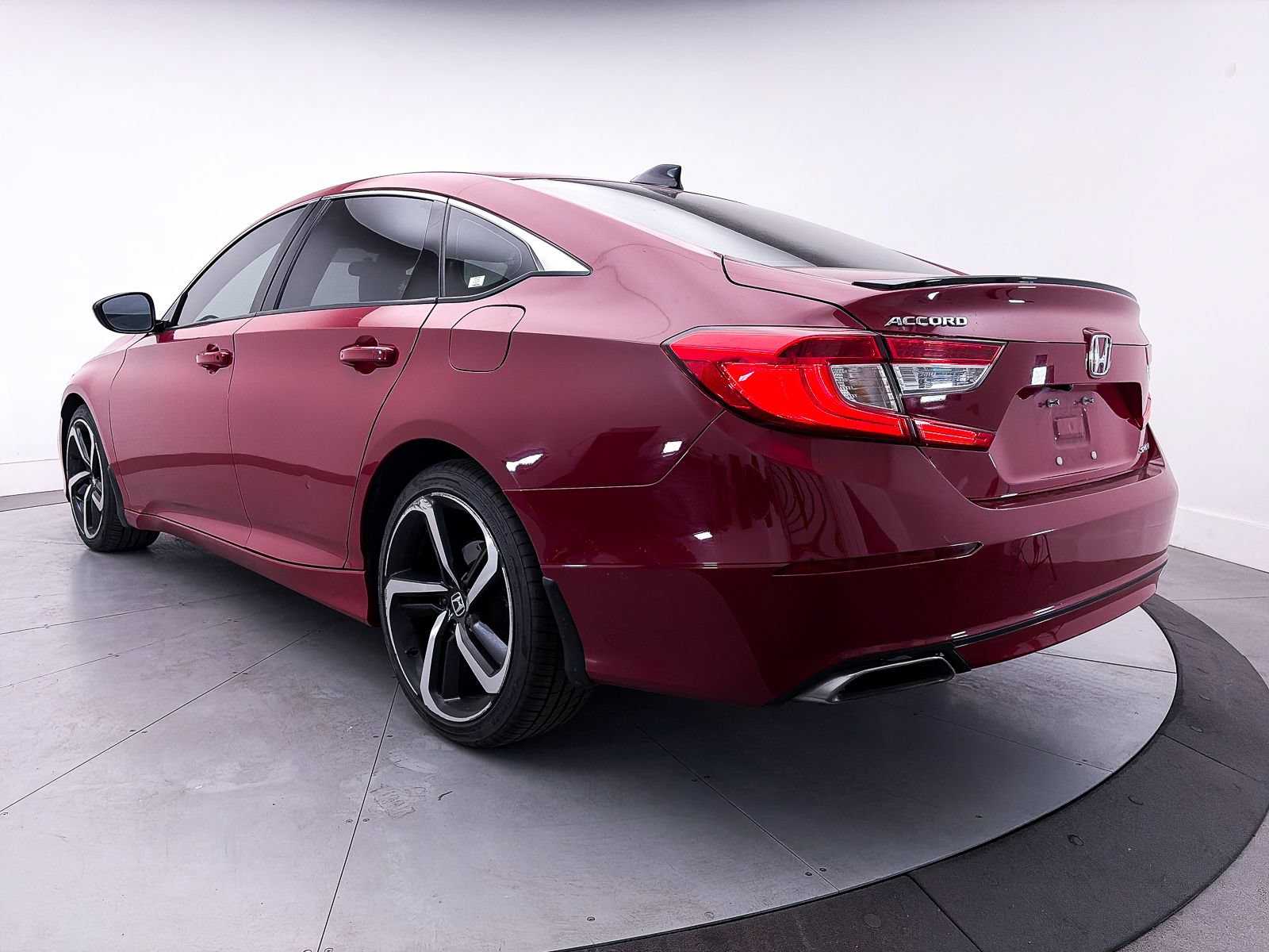 Used 2022 Honda Accord Sport image 7