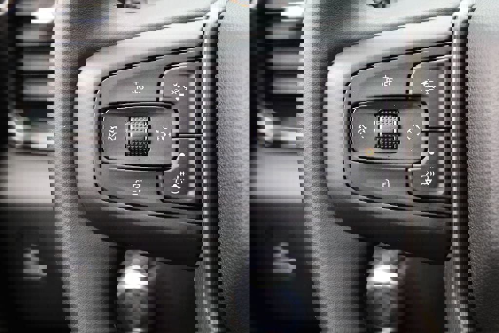 Used 2025 GMC Sierra 1500 AT4 w/ AT4 Premium Package image 29