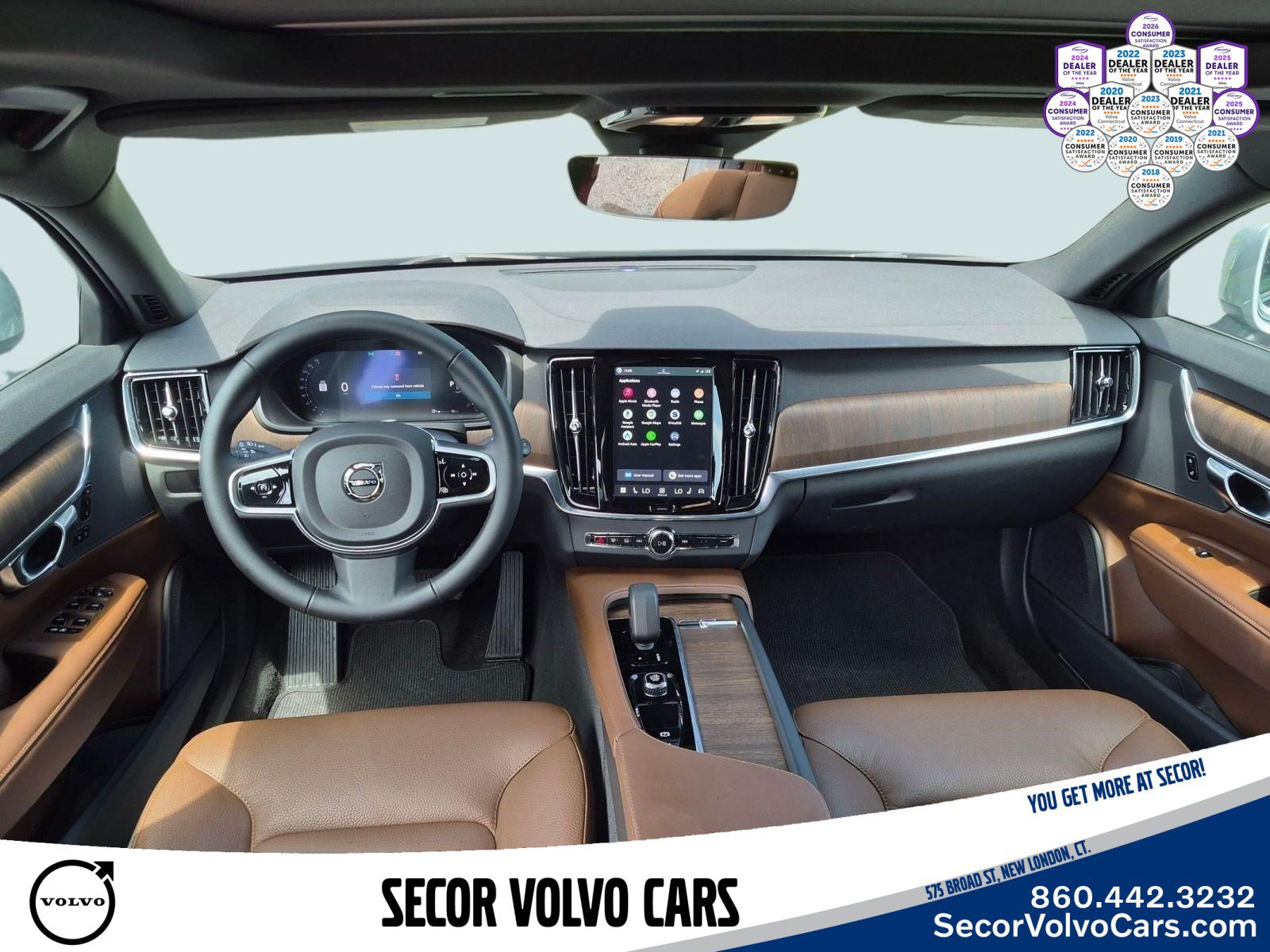 Used 2025 Volvo V90 B6 Cross Country Plus AWD/4WD image 22
