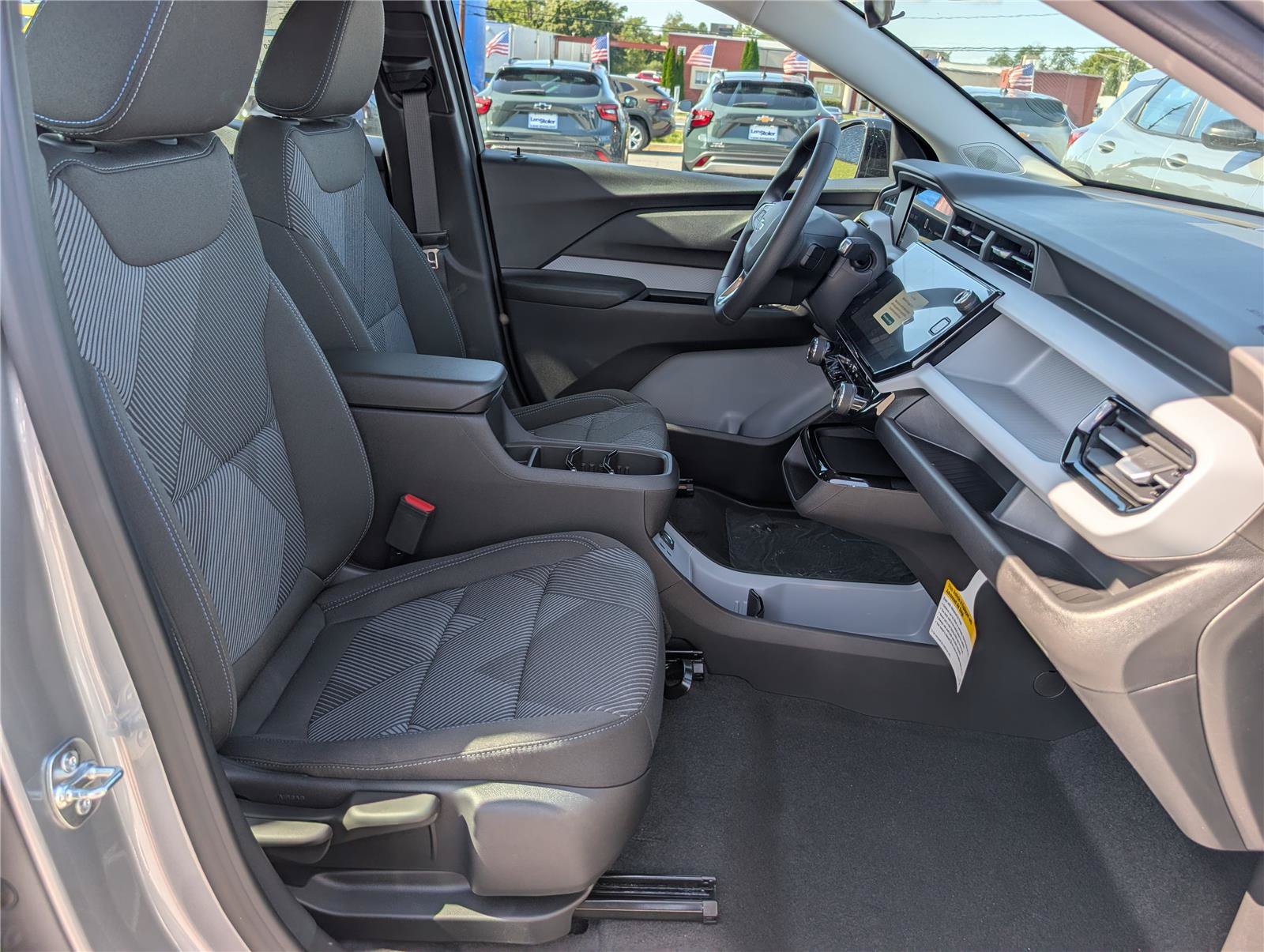 New 2027 Chevrolet Bolt LT FWD image 6